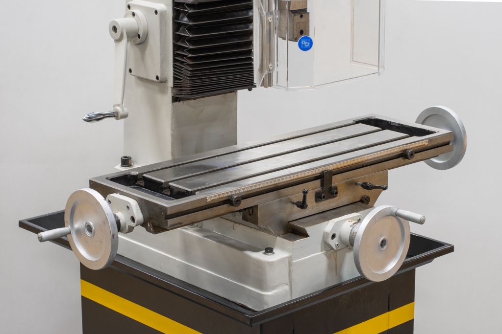 B7100_5.jpg B7100_5.jpg