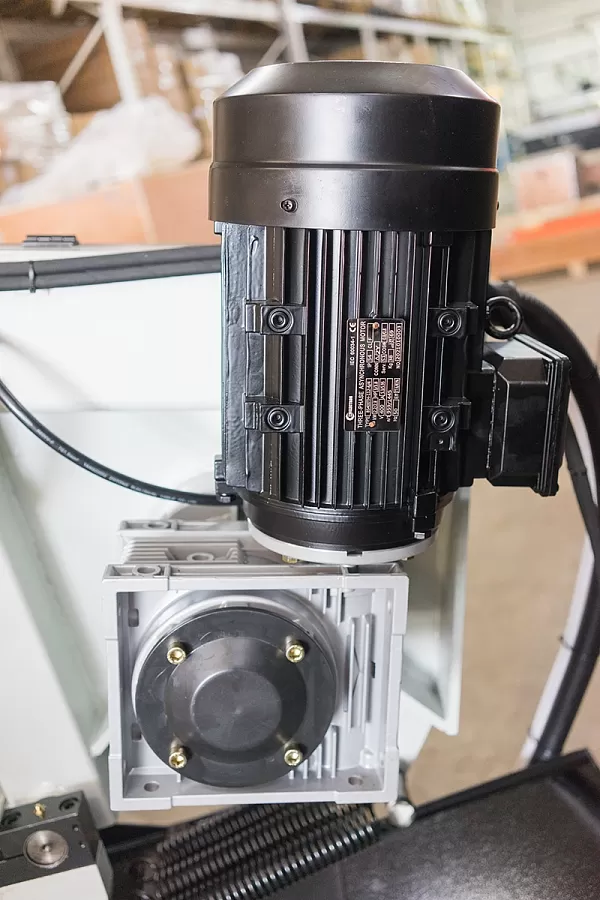 Станок ленточнопильный с гидроразгрузкой STALEX BS-2114Т