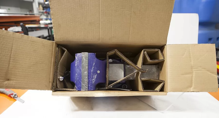 Тиски слесарные STALEX "Гризли" 150Х150 мм