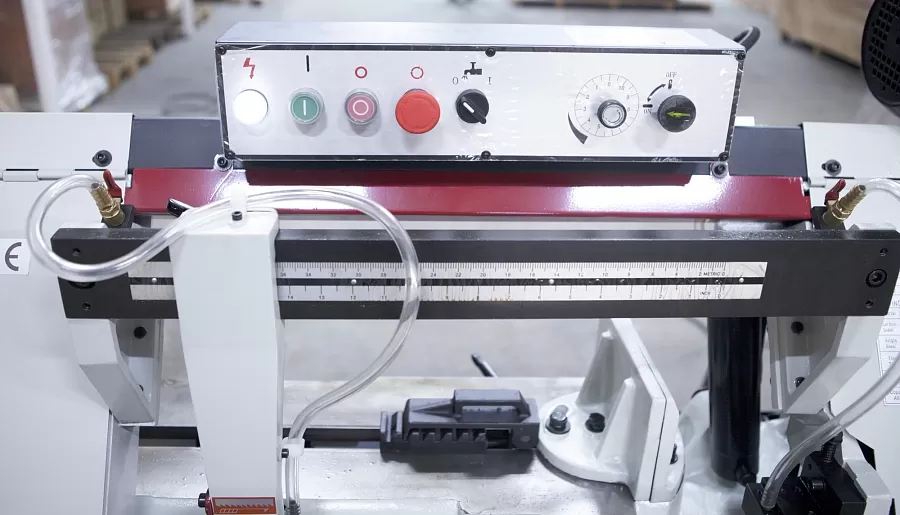 Станок ленточнопильный с гидроразгрузкой Stalex BS-1018R